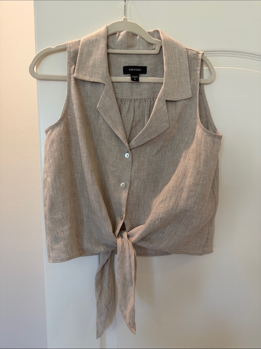 Karen Kane Taupe Tie-Front Sleeveless Linen Blouse